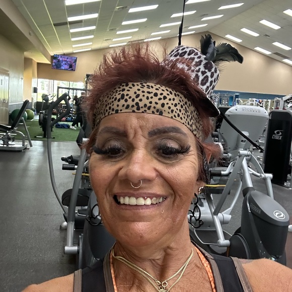 Meet your Posher, Lisa - Picture 5 of 6